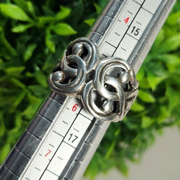 925 Sterling Silver Ornate Ring - Picture 3 of 4